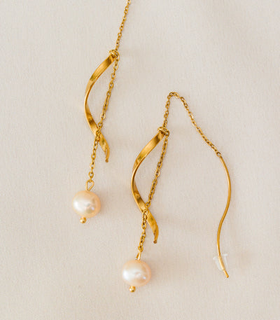 Alon Wave Pearl Threader Earrings - Arete