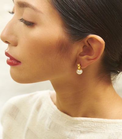 Wayan Pearl Drops Stud Earrings